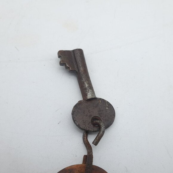 Vintage Ship's Lock and Key - Picture 9 of 11